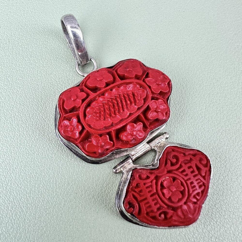 Carved Cinnabar Resin Pendant Sterling Silver 925 Sajen Style Chinese Style
